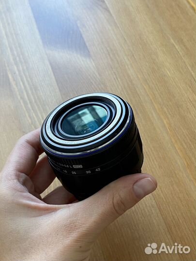 Объектив olympus m.zuiko digital 14-42 mm 1:3,5-5