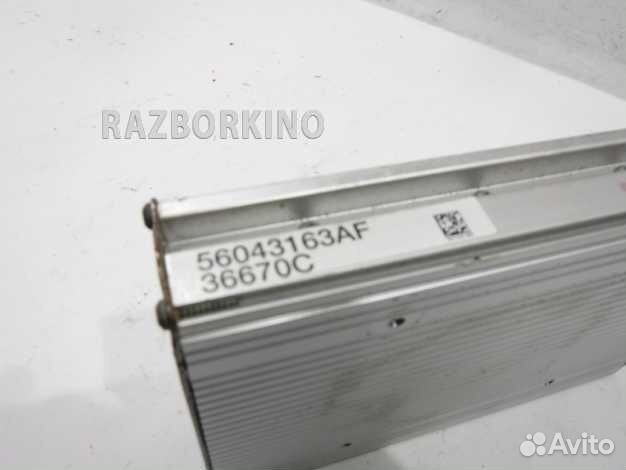 Усилитель магнитолы Додж