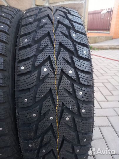 Nexen Winguard Spike WS62 225/65 R17 106T