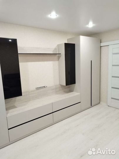 Стильная стенка