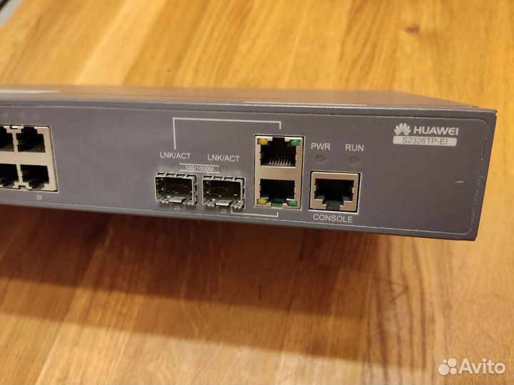 Коммутатор свитч Huawei S2326TP-EI