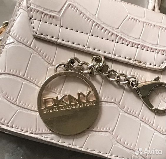 Брелок dkny