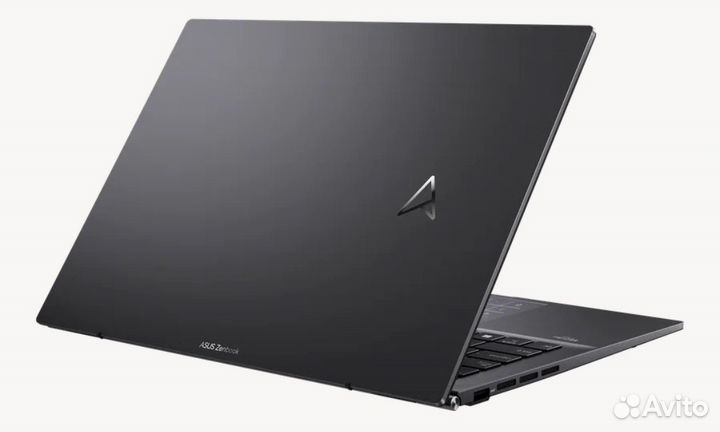 Ноутбук Asus Zenbook 14 UM3402YA-KP688 в идеале