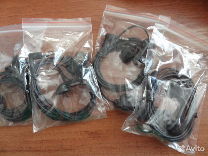 Разные гарнитур для телефонов