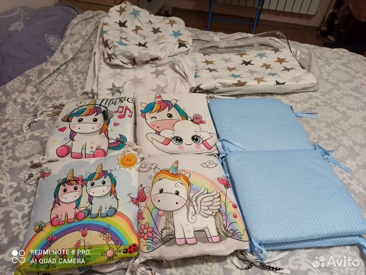 Комплект в детскую кроватку с бортиками