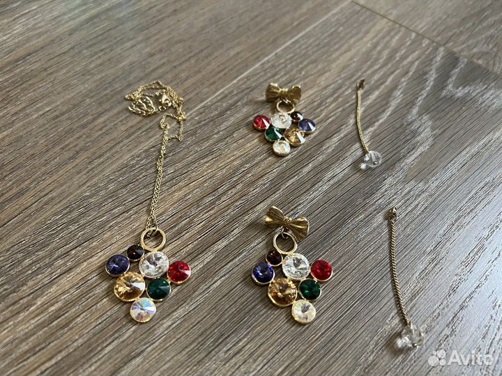 Серьги и кулон с цепочкой