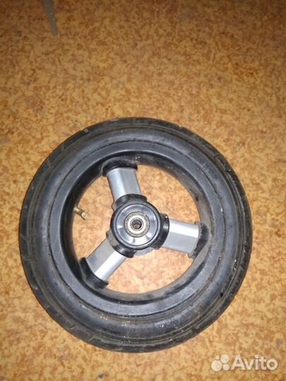 Колесо детской коляски пневматическое