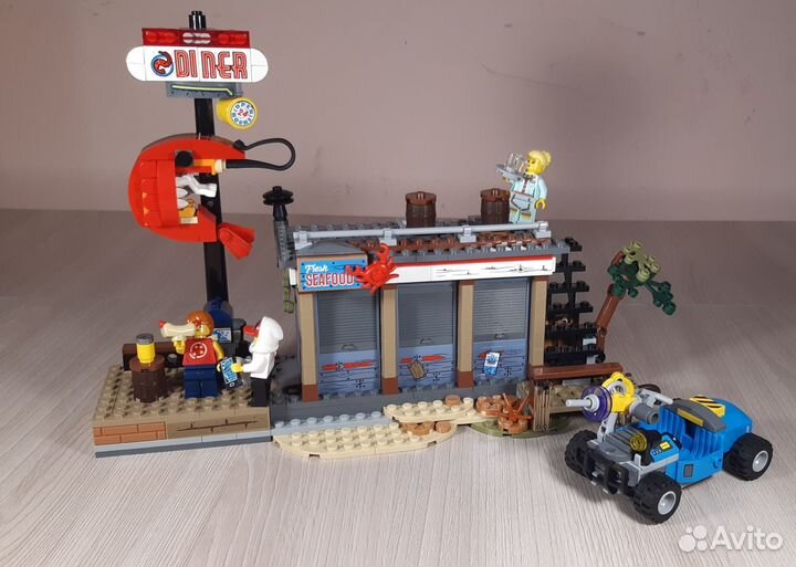 Lego Hidden side (70422)