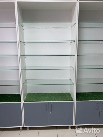 Торговые стеллажи /витрины/ресепшен