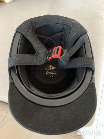 Конный шлем