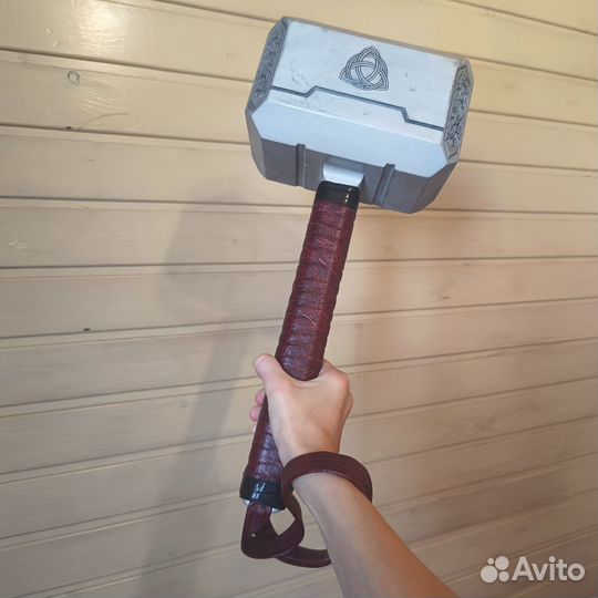 Молот Тора, декоративный