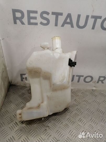 Бачок омывателя лобового стекла Citroen C4 Picasso