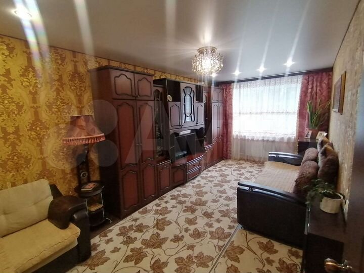 2-к. квартира, 52 м², 2/3 эт.