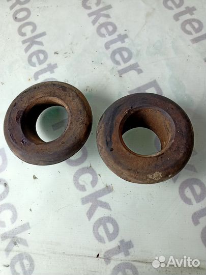 Уплотнитель ваз-2121 кронштейна бампера переднего