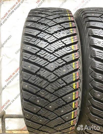 Goodyear Ultragrip Ice Arctic 215/65 R17 94L