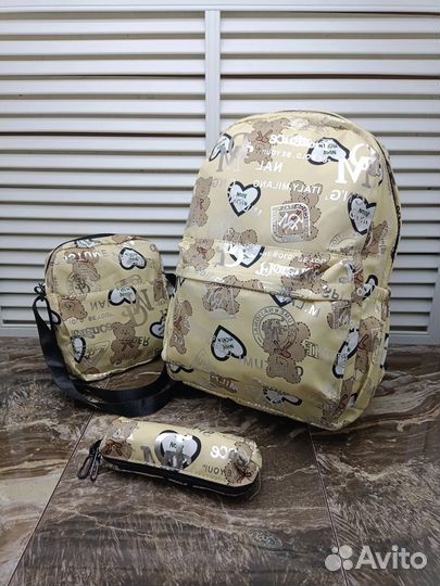 Рюкзак школьный