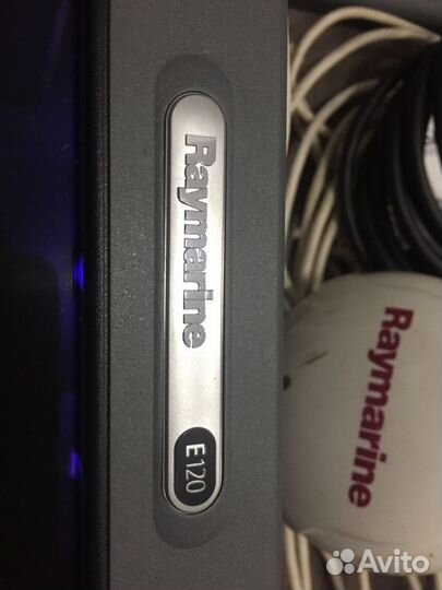 Карплоттер raymarine E120