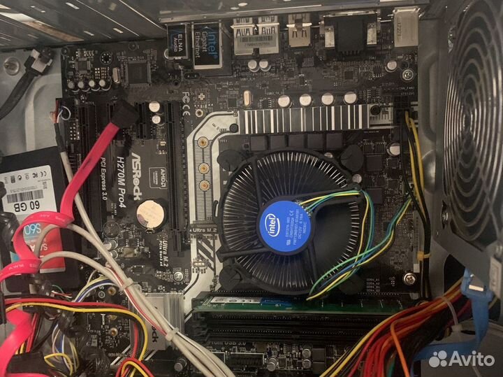 Материнская плата с процессором