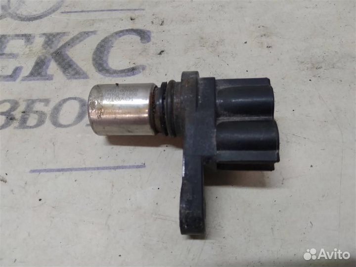 Датчик положения коленвала Toyota Vitz