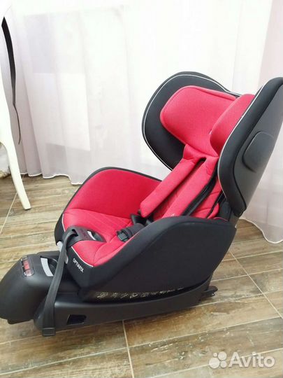 Детское Автокресло Recaro Optiafix - isofix