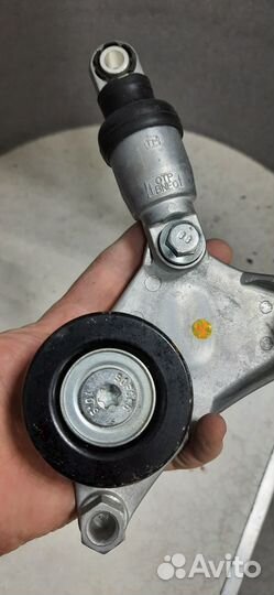 Натяжитель ремня привода навесного оборуд 1AZ, 2AZ