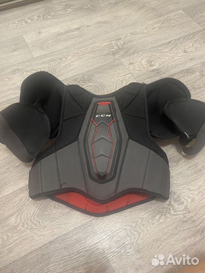 Нагрудник CCM размер SR S