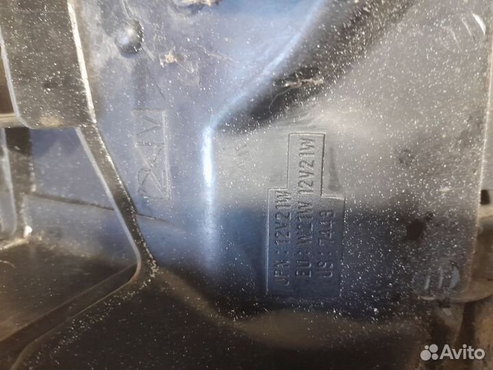 Фара передняя левая mitsubishi pajero