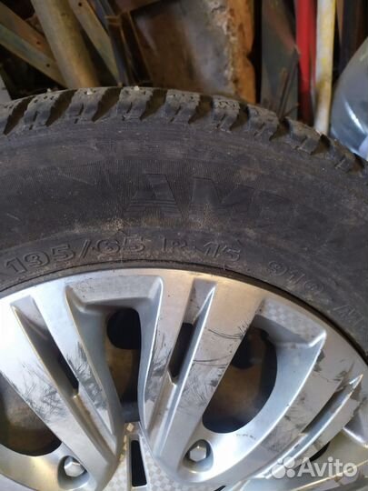 Nokian Tyres Hakkapeliitta 4 15/65 R15 91T