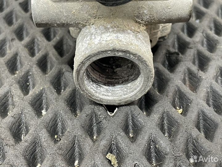 1304635 Кран ABS