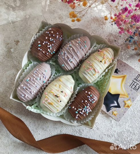 Финики в шоколаде