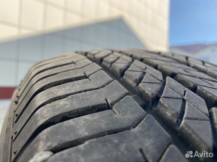Bridgestone Dueler H/L 400 215/70 R17 101H