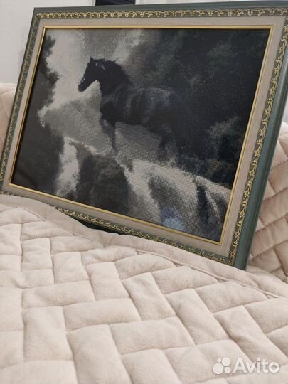 Картина вышитая крестом ручная работа