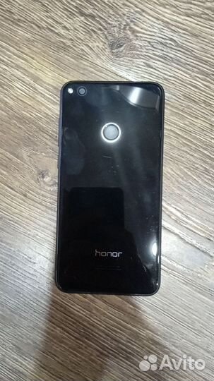 HONOR 8 Lite, 4/32 ГБ