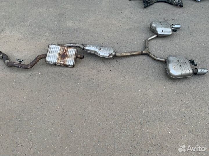 Выхлопная система Audi A4 B9 2017