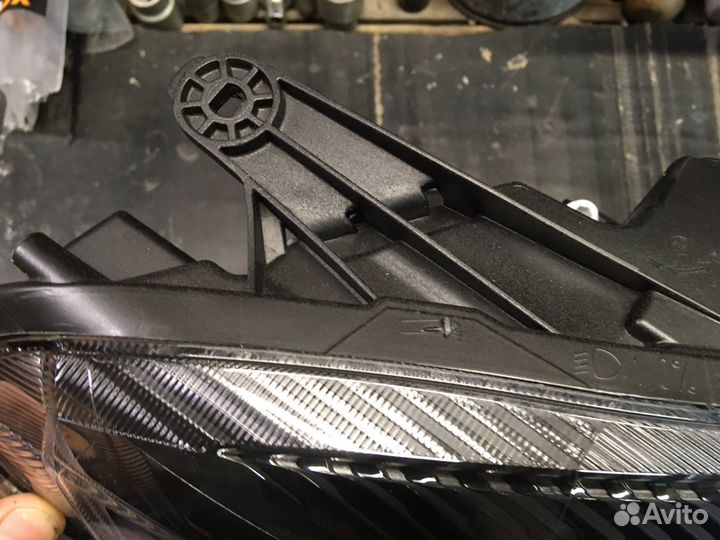 Комплект фар на Vesta NG