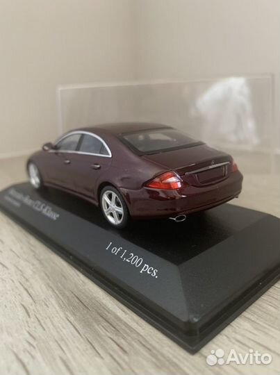 Mercedes-Benz CLS-class 2004 Red (масштаб 1:43)