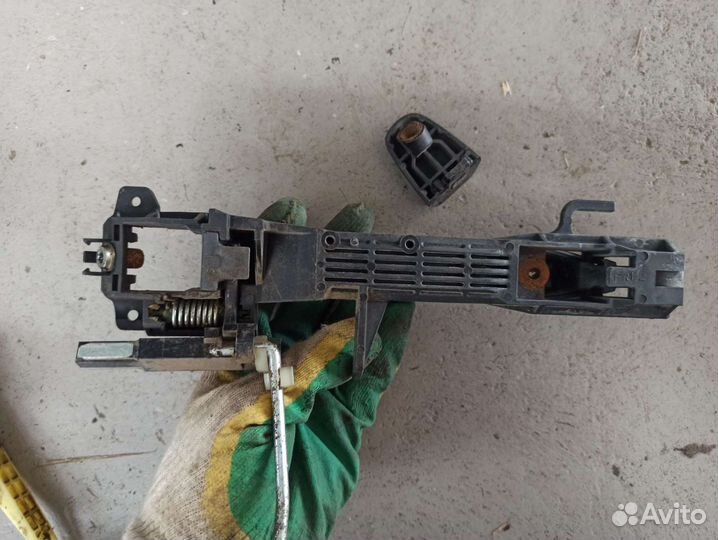 Ручка левая (чёрная) Land Cruiser Prado 120