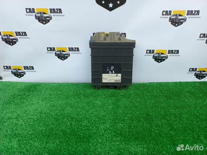 Блок управления двигателем Volkswagen Golf