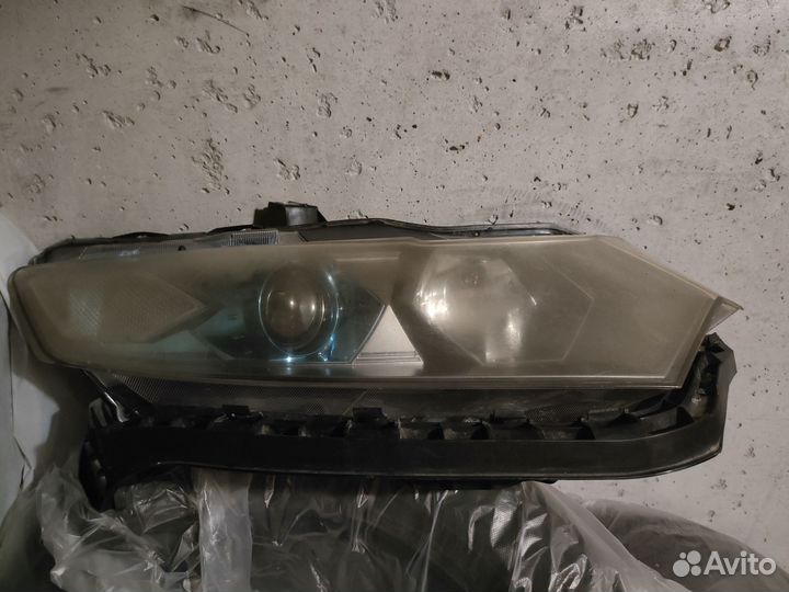 Фара honda insight