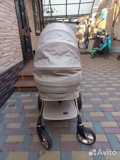 Продаю коляску 3 в 1(торг уместен)