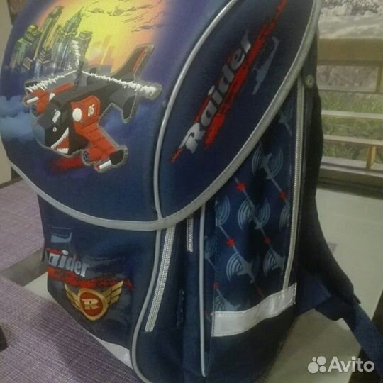 Рюкзак школьный