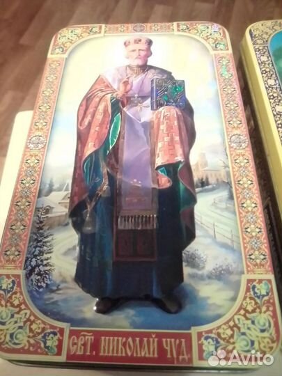 Коробки металлические, для чая, с ликом святых