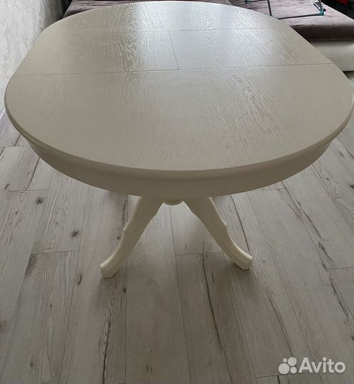 Кухонный стол