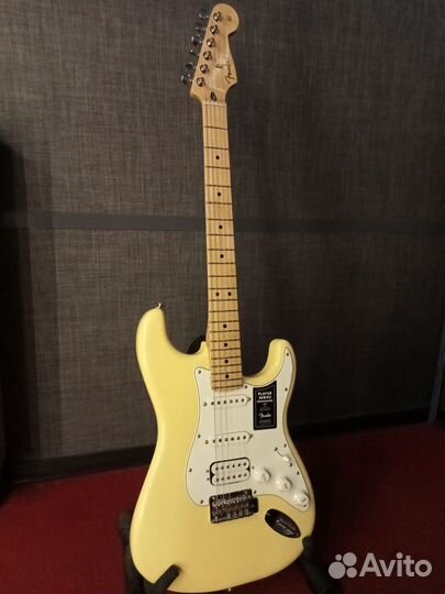 Fender player stratocaster HSS