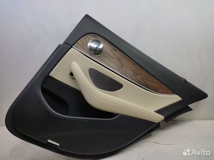 Обшивка двери задняя правая Mercedes-Benz E-Class