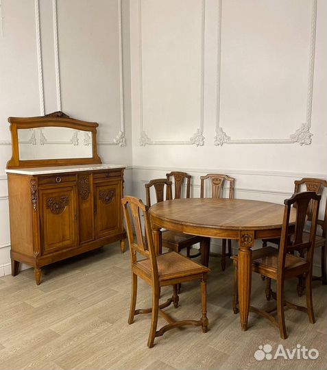 Антикварный столовый гарнитур Модерн