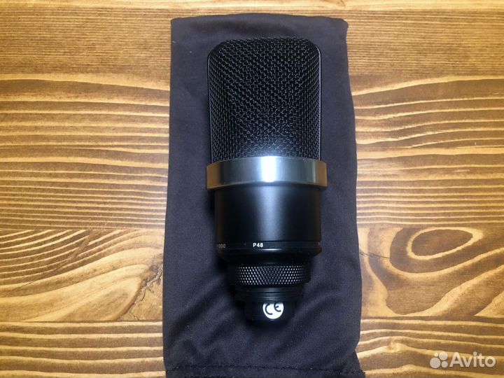 Микрофон Neumann TLM 102 bk