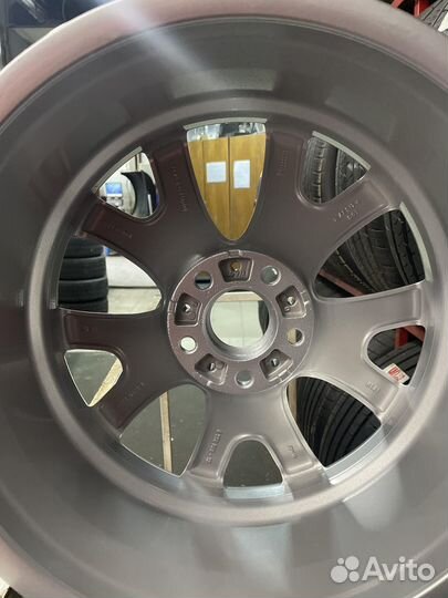 Диски бмв R19, 5/120 72.6