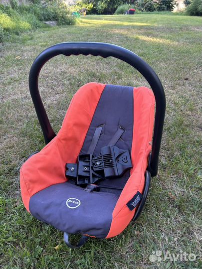 Коляска zippy 3 в 1