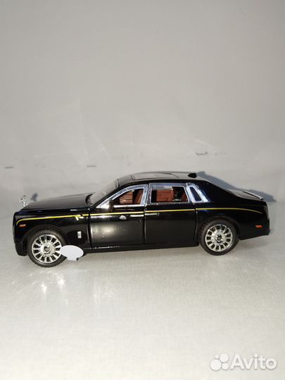 Rolls-royce модель
